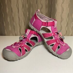 Keen Seacamp 2 CNX Girl's 4 Very Berry Pink Water Washable Sandals 1022994